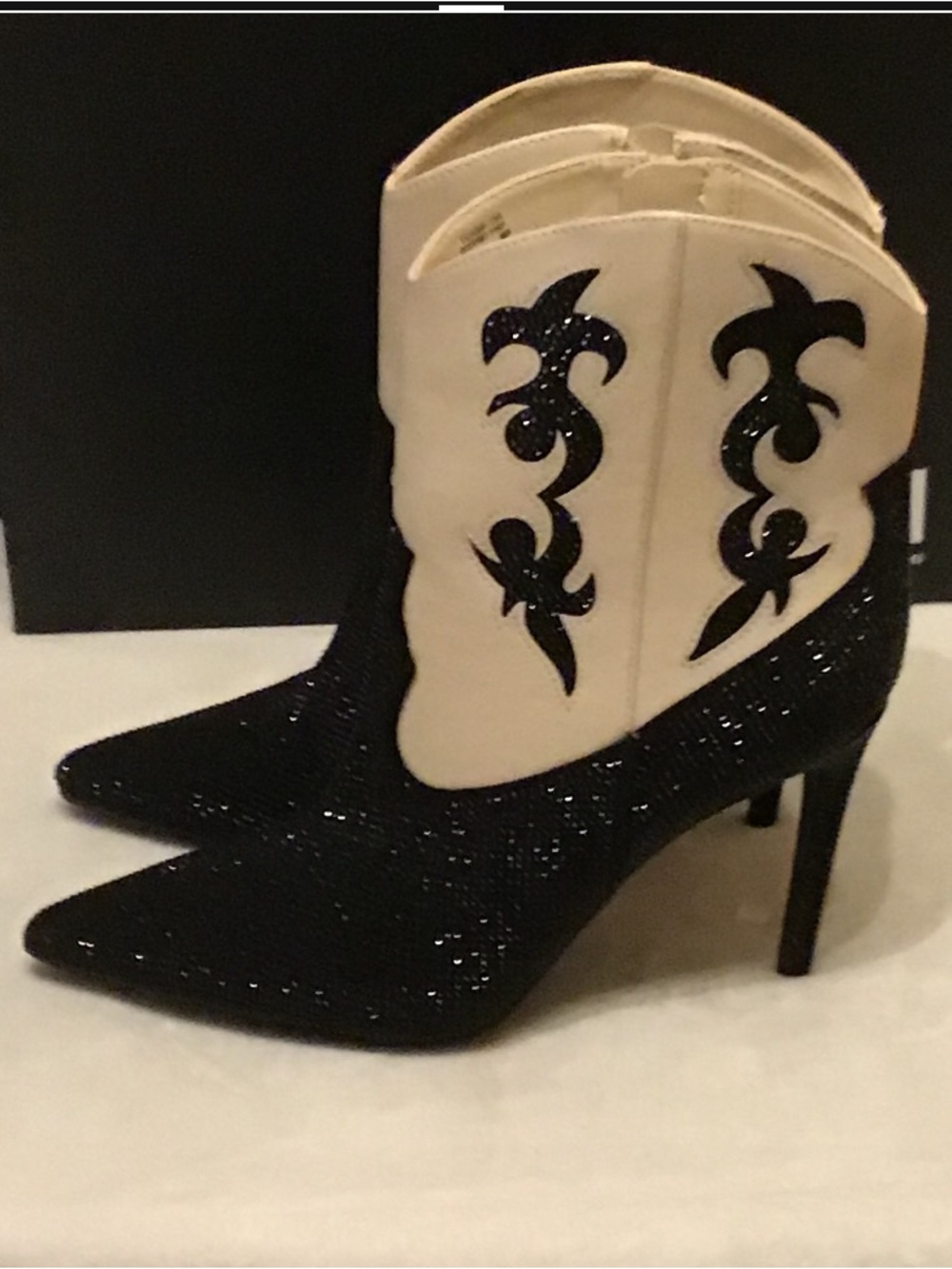 International Concepts Woman Indigo Embellished Cowboy Stilettos Heel NIB 8